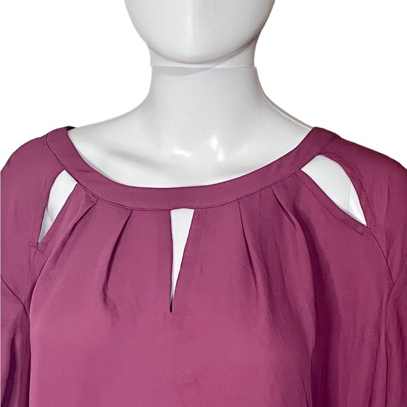Torrid plum colored blouse - Picture 2 of 6